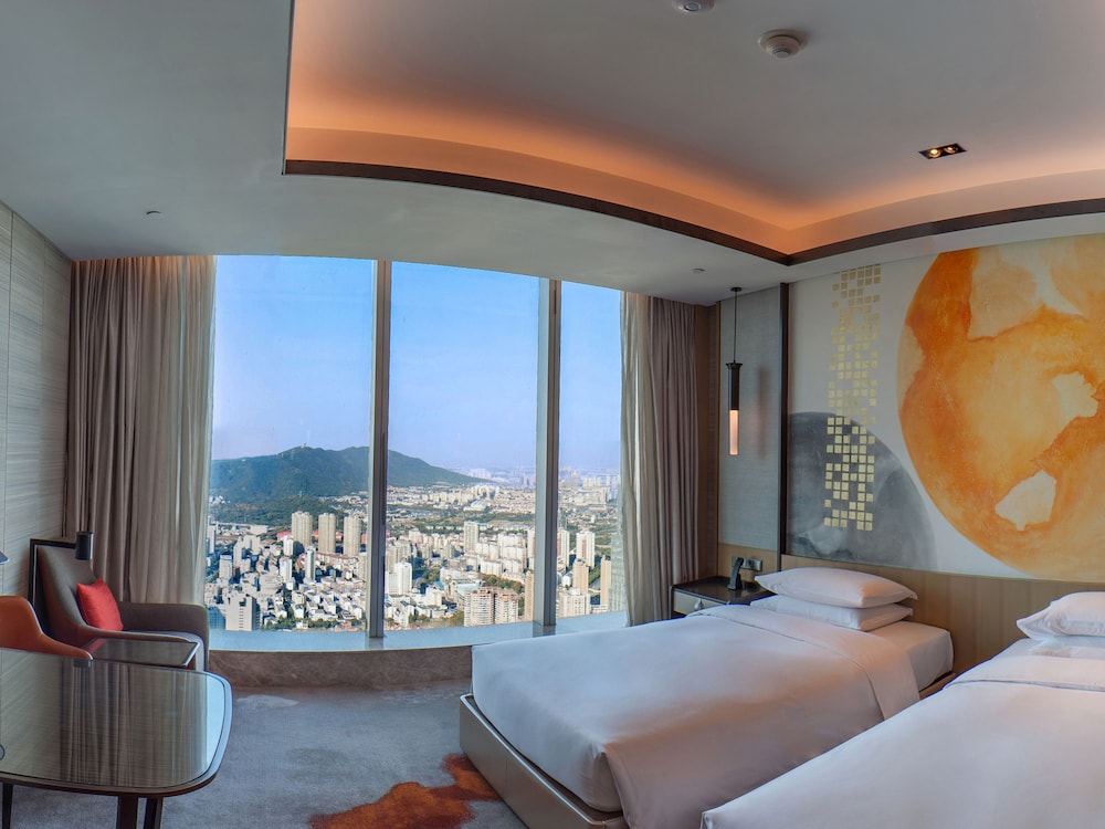 Hyatt Regency Wuxi 22/39