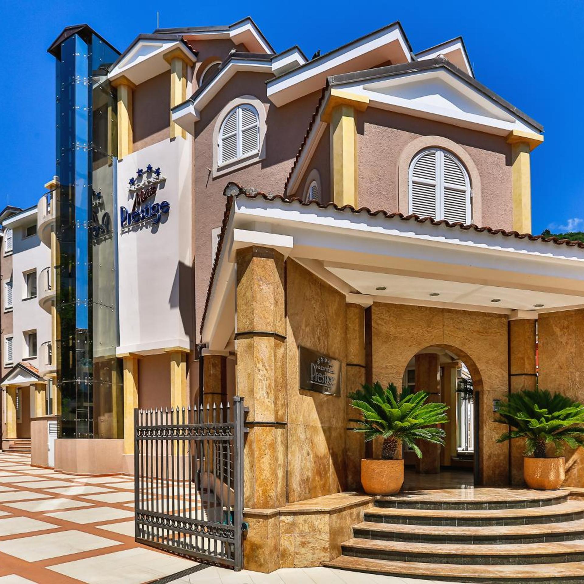 Hotel Max Prestige 1/50