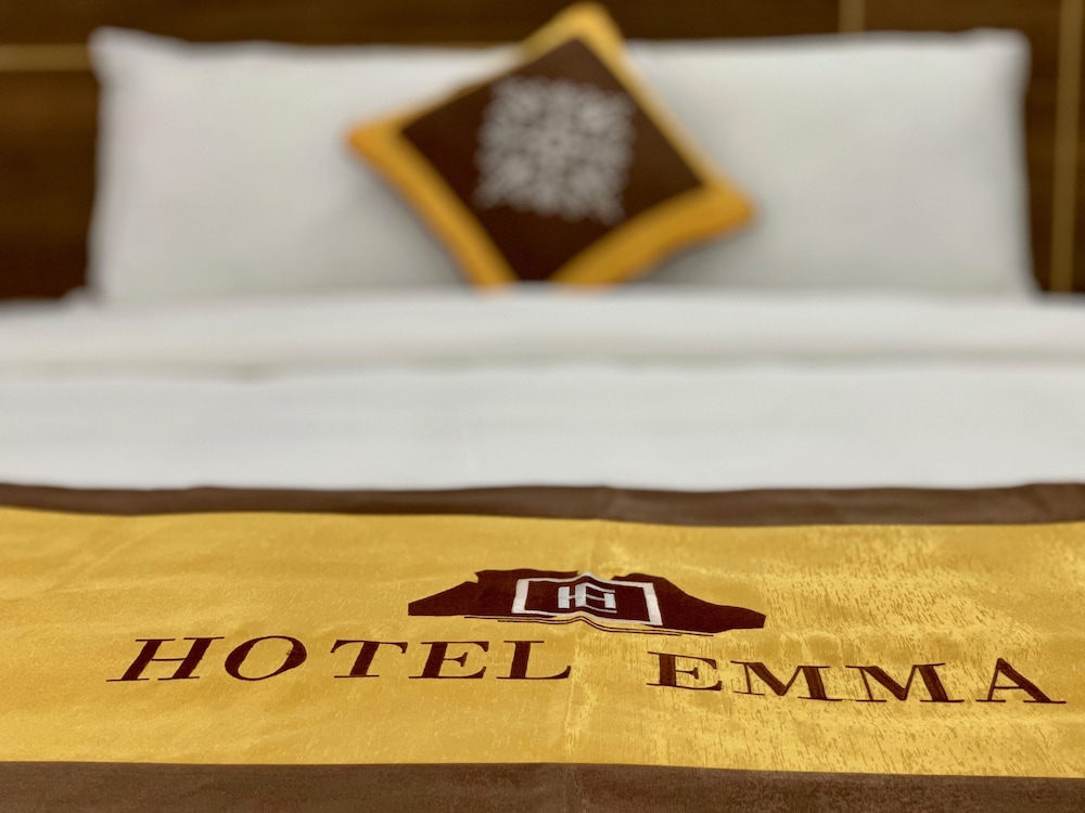 Hotel Emma 32/50