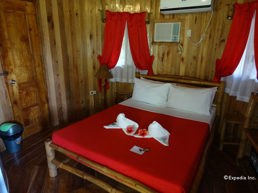 Hut, Double Bed, Hill Side