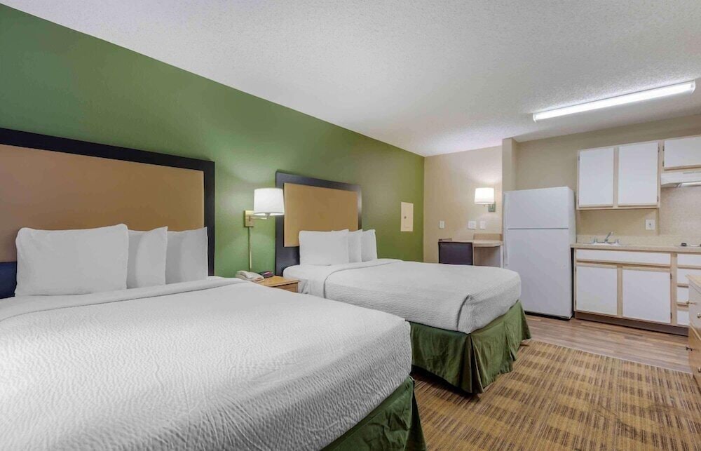 Suburban Studios Irving - Las Colinas 18/70