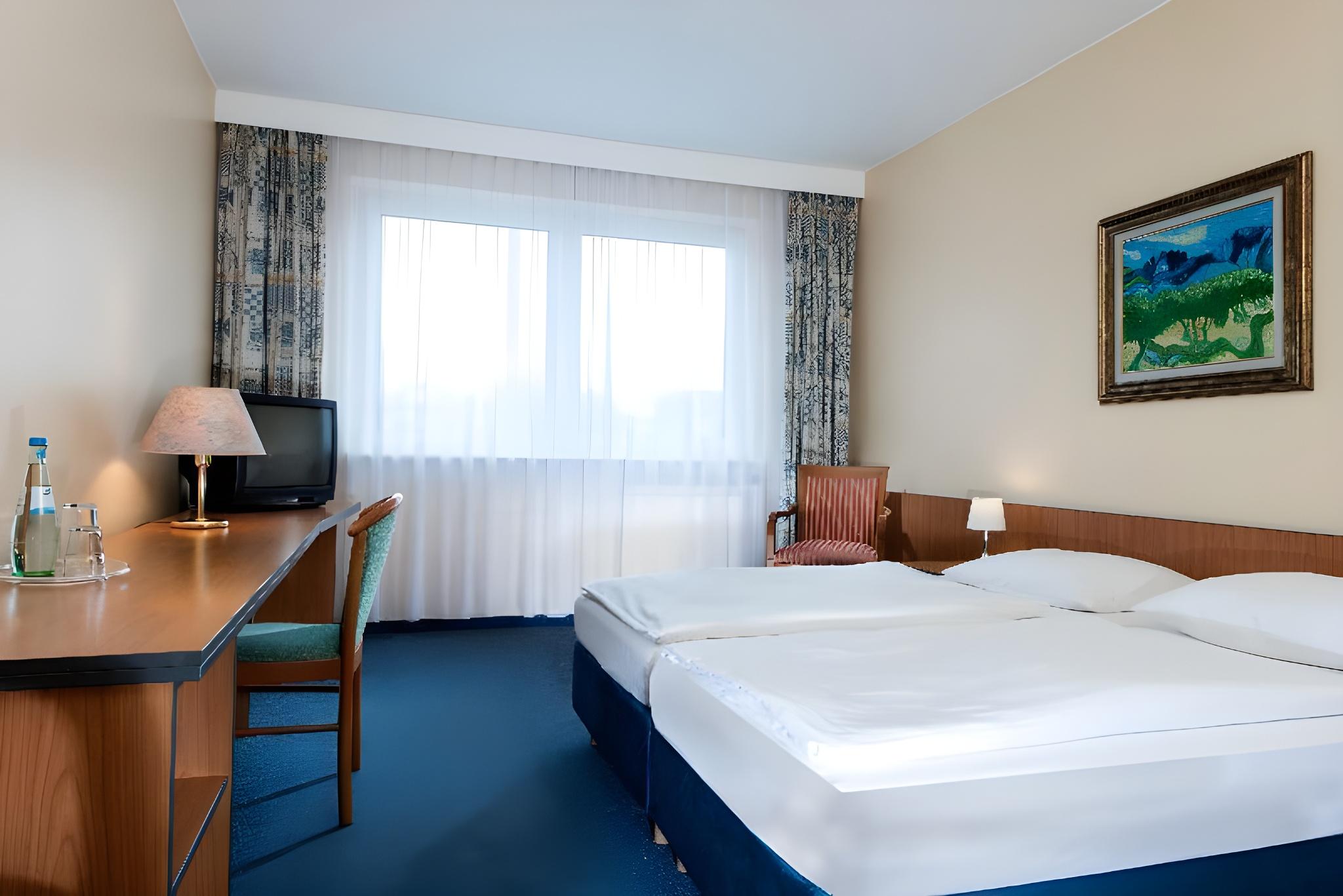 Room at Good Morning+ Berlin City East, BERLIN
