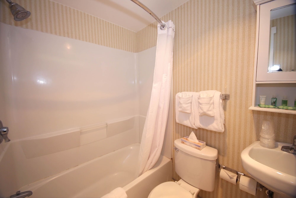 Holiday Inn Ocean City 25/79