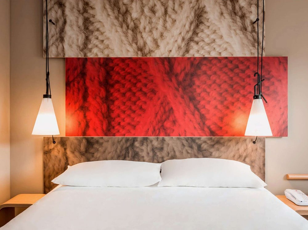 Ibis Quimper 38/70