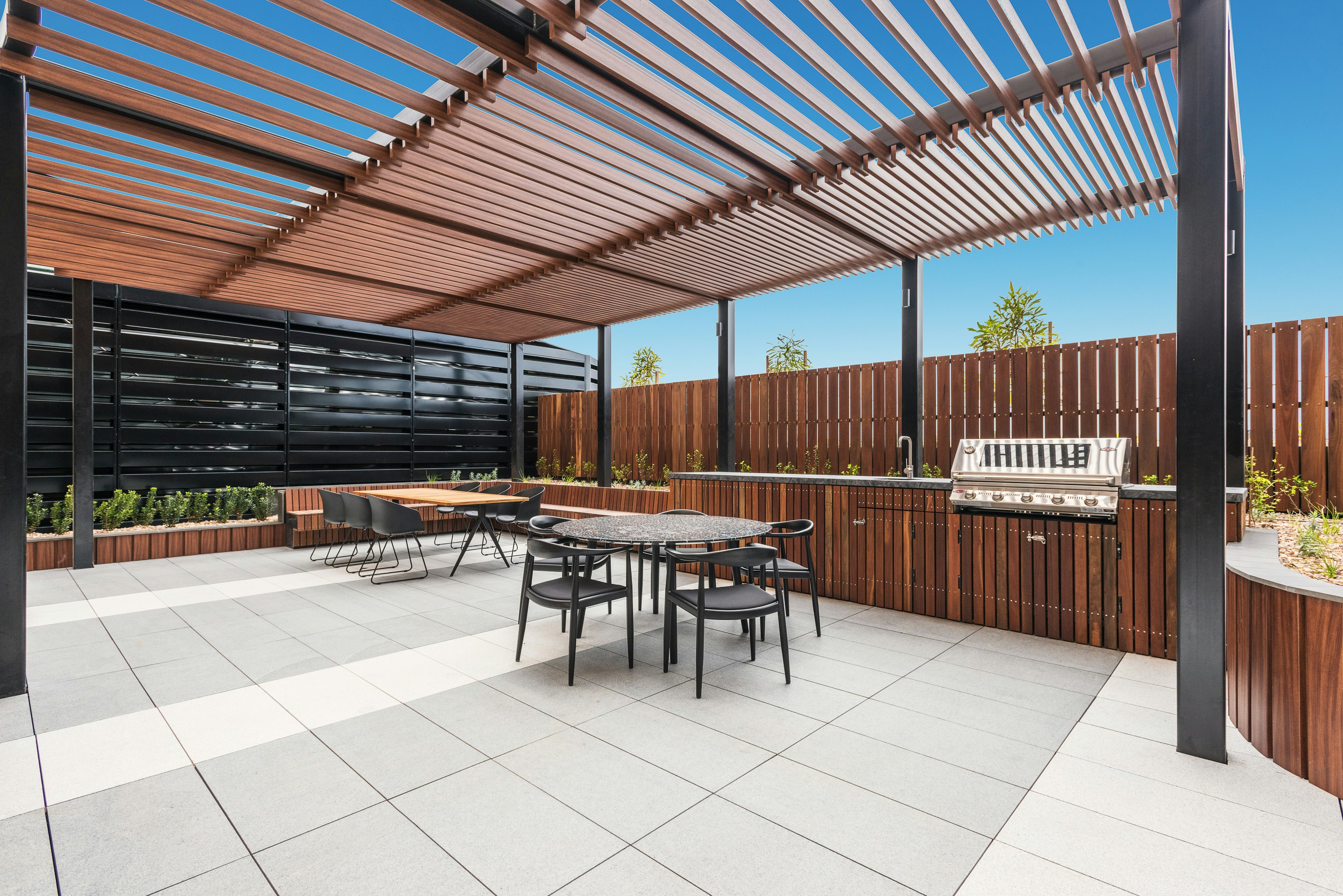 Sky One Apartments by CLLIX 1/10
