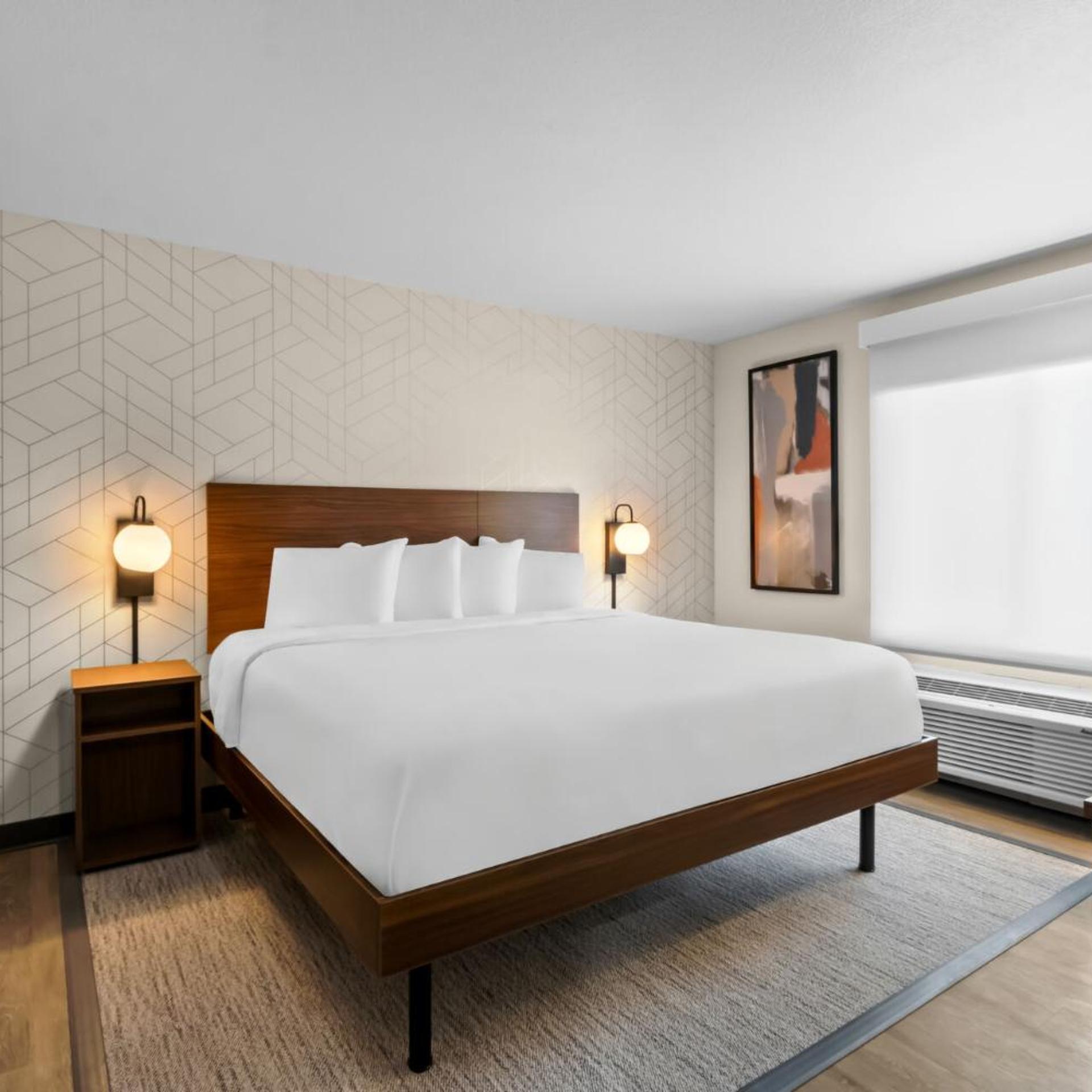 Everhome Suites Ocala I-75 North 23/59