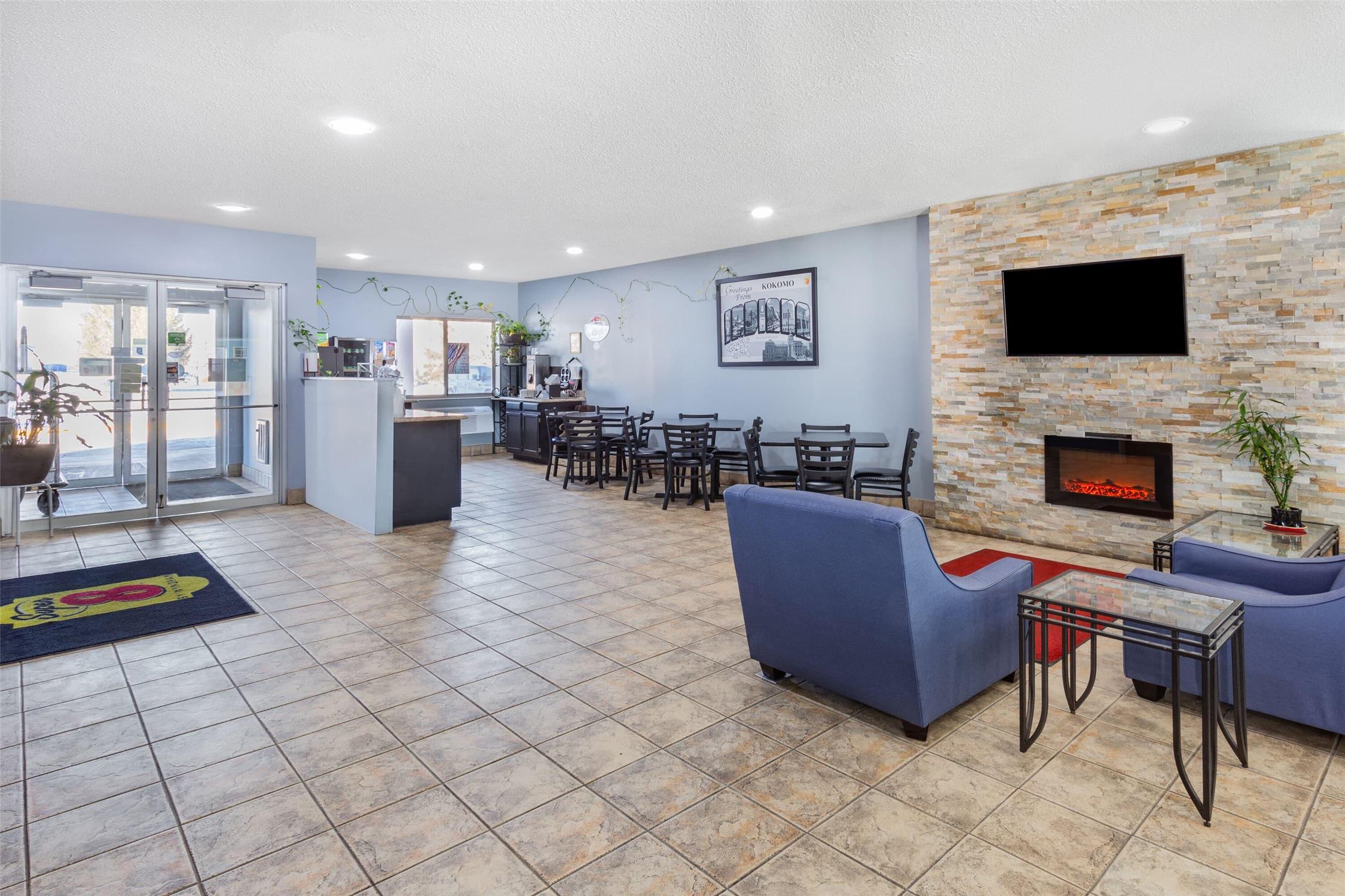 Super 8 by Wyndham Kokomo 31/43