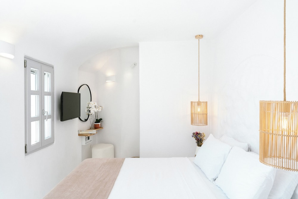 Santa Irini Villa 7/28