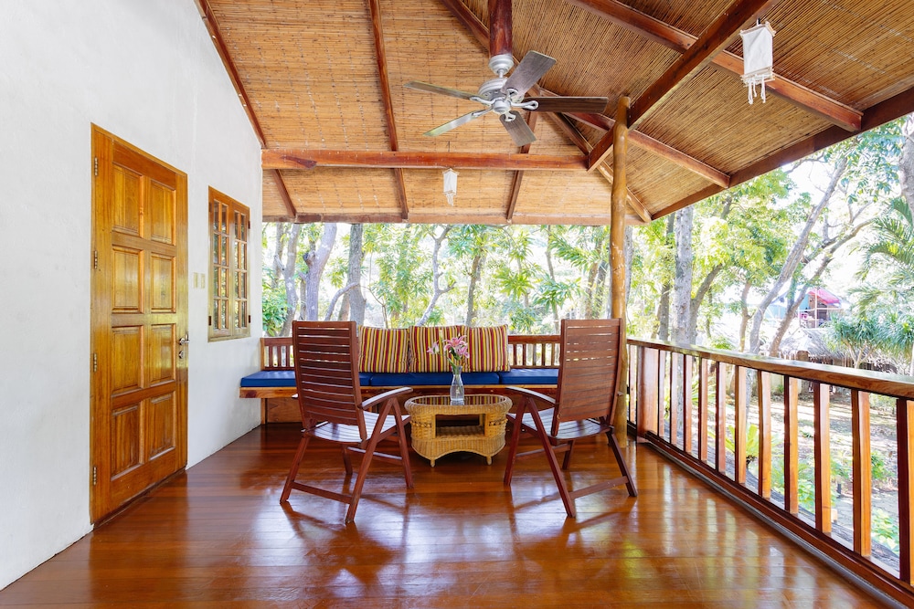The Strand Boutique Resort 47/75