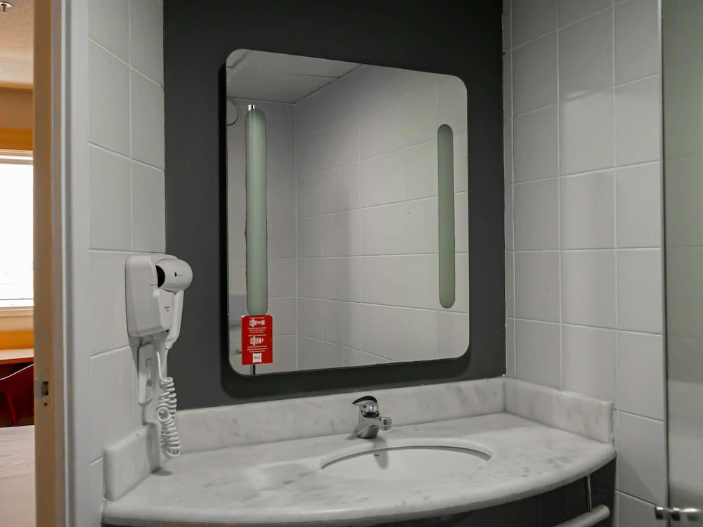 Ibis Macae 59/61