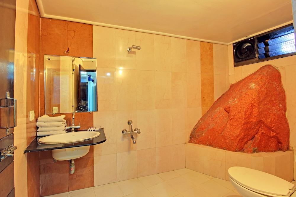 ASHOKA HOTEL 55/55