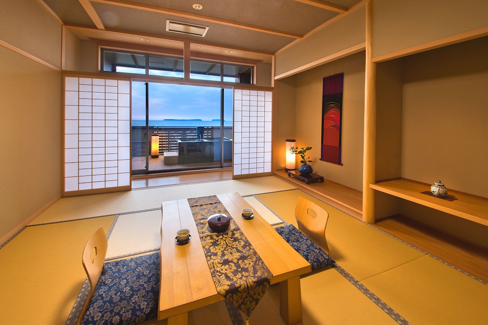 Resort Hotel Mihagi 14/84