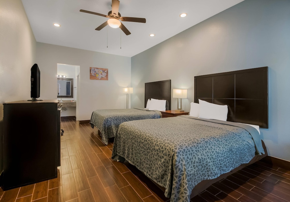 Econo Lodge Inn & Suites Fulton Rockport 12/41