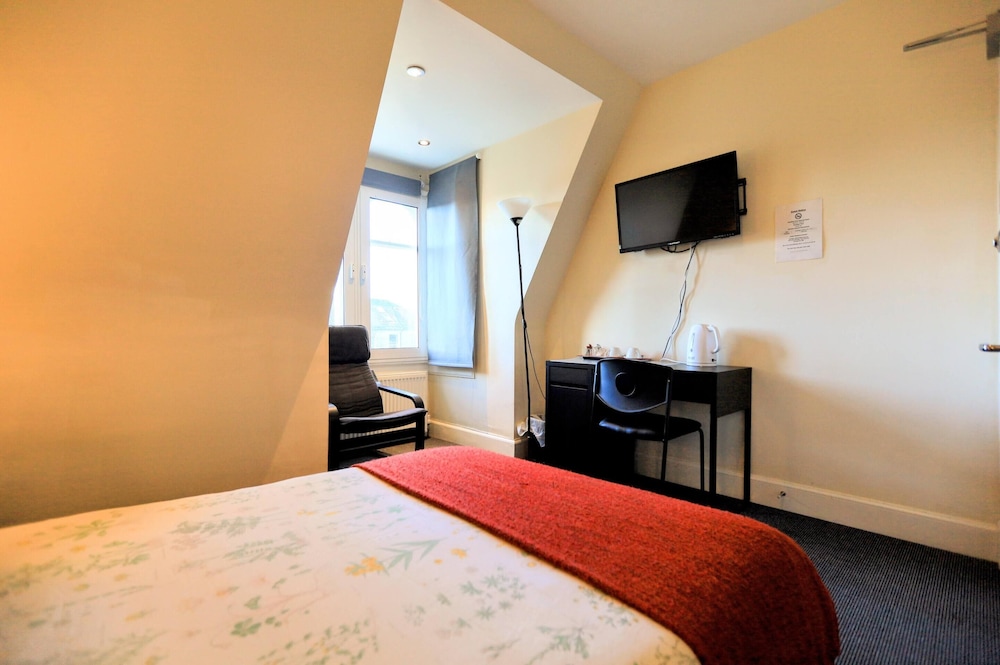 Edinburgh Holiday Guest House 4/40
