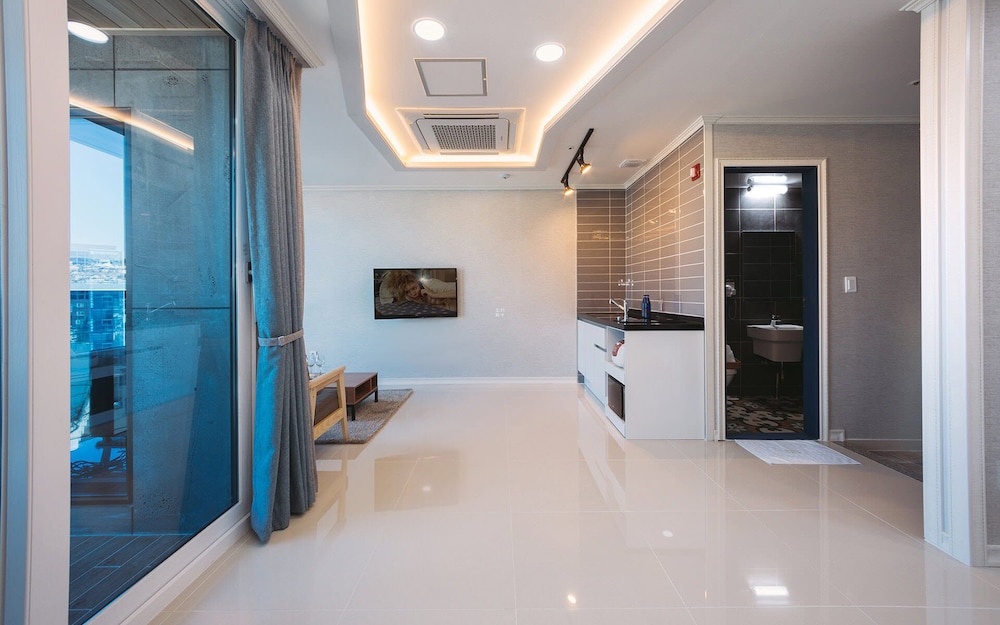 Yeosu Paradise Spa Pension 9/50