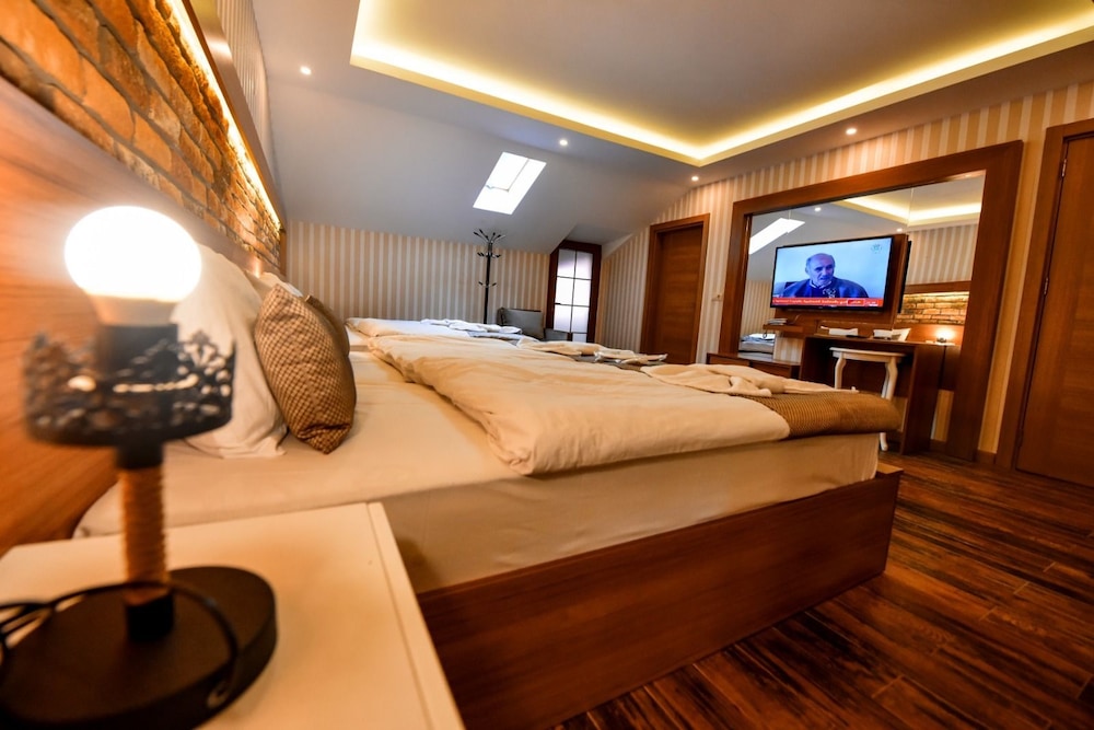 Serah Residence 15/50