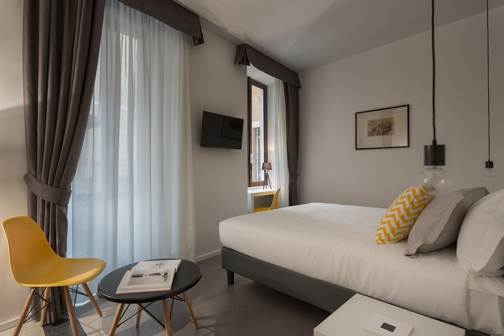 Navona Theatre Hotel 31/54