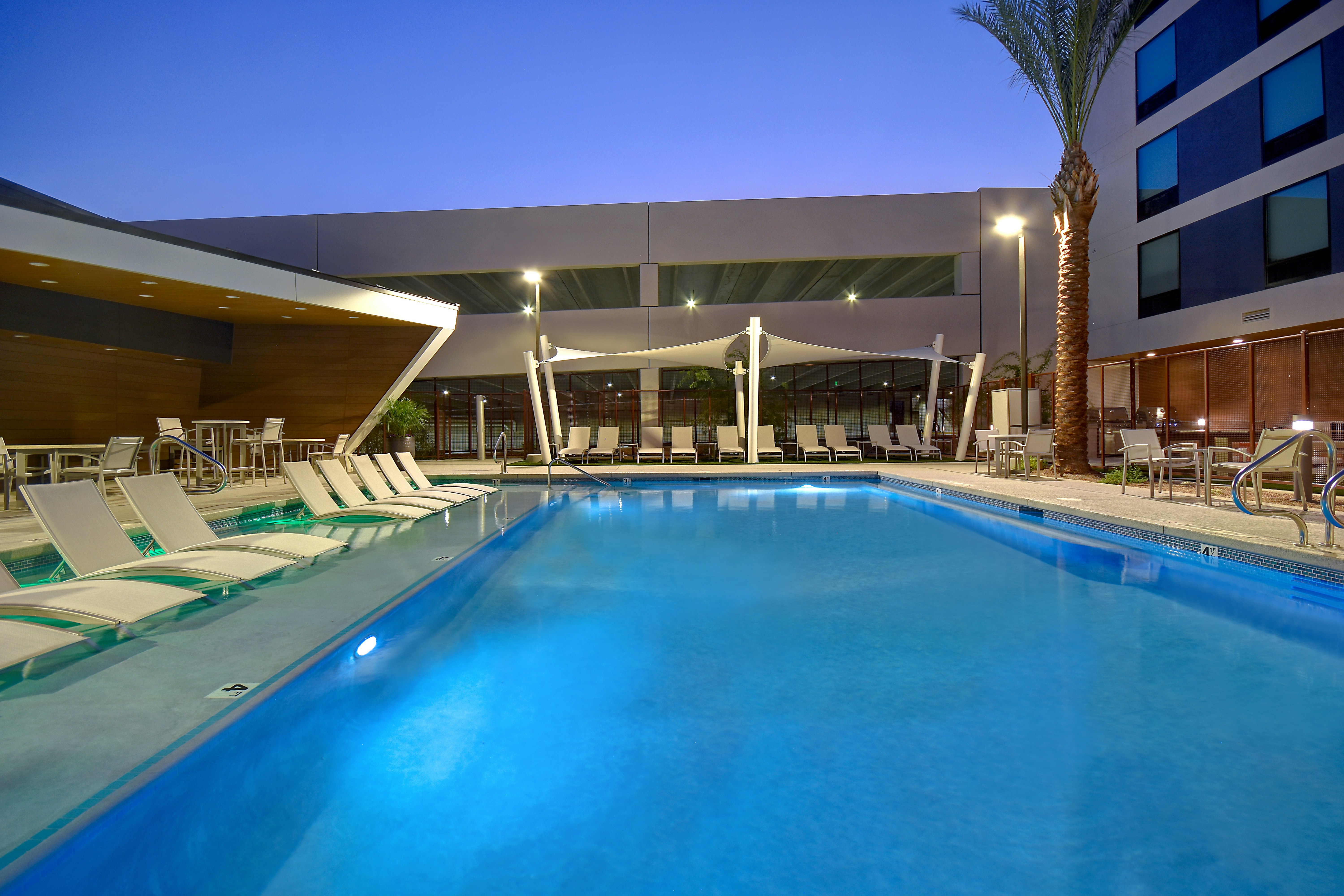 Home2 Suites by Hilton Las Vegas Convention Center 48/50