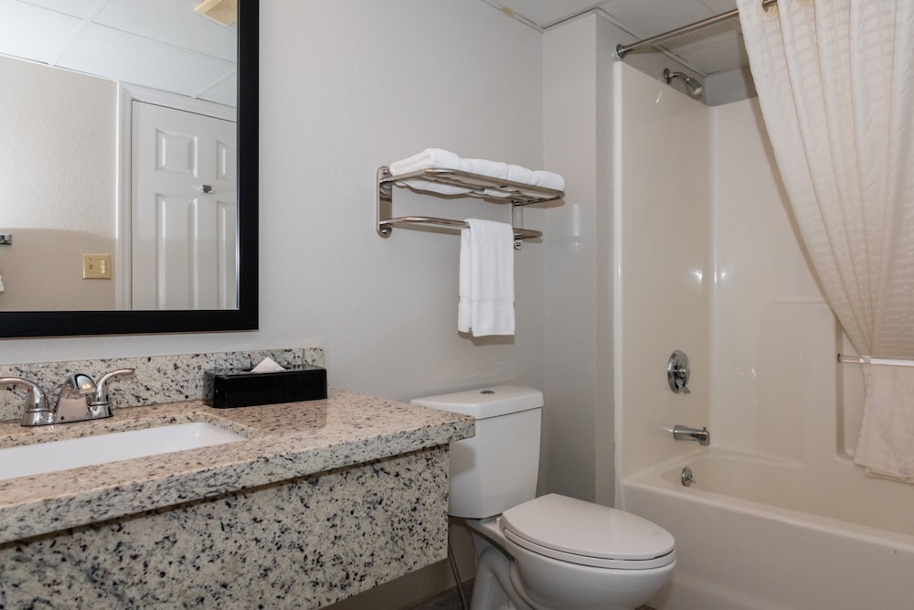 Twin Mountain Inn & Suites 17/71