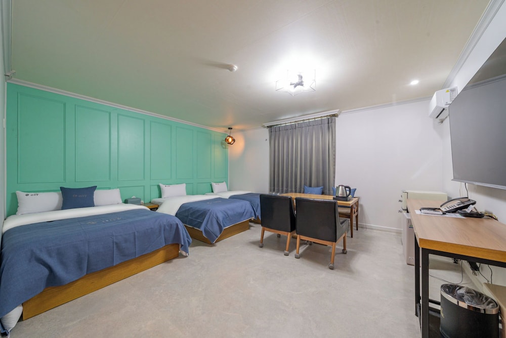 Ost Hotel 29/66