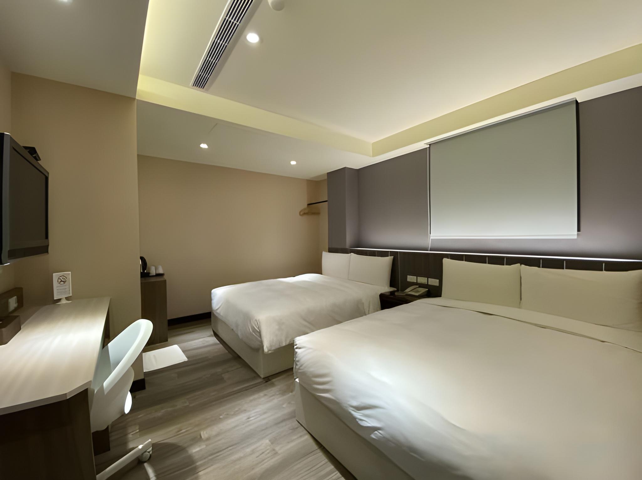 Room, Quadruple, Single Bed