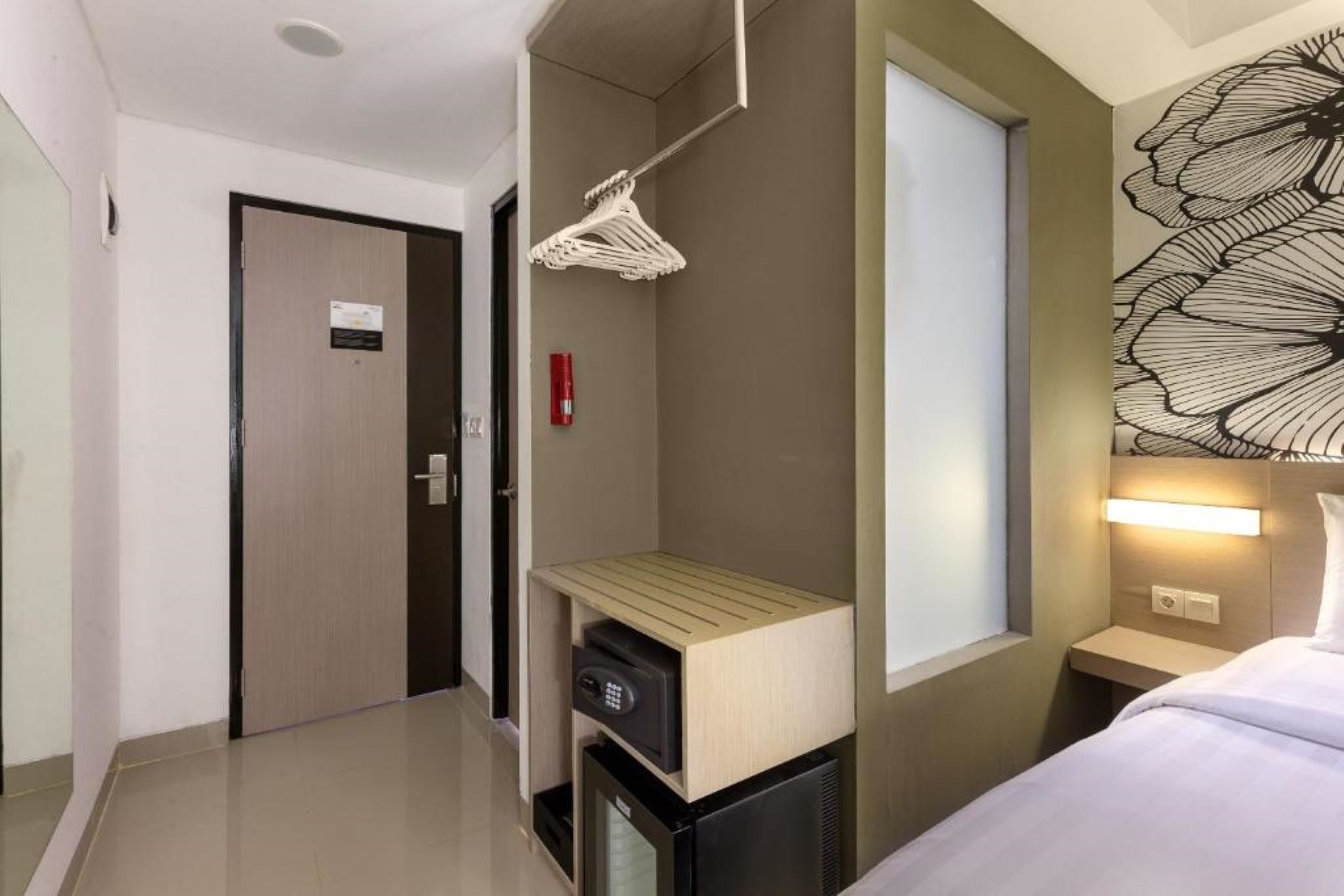 Hotel NEO Gading Solo 7/15