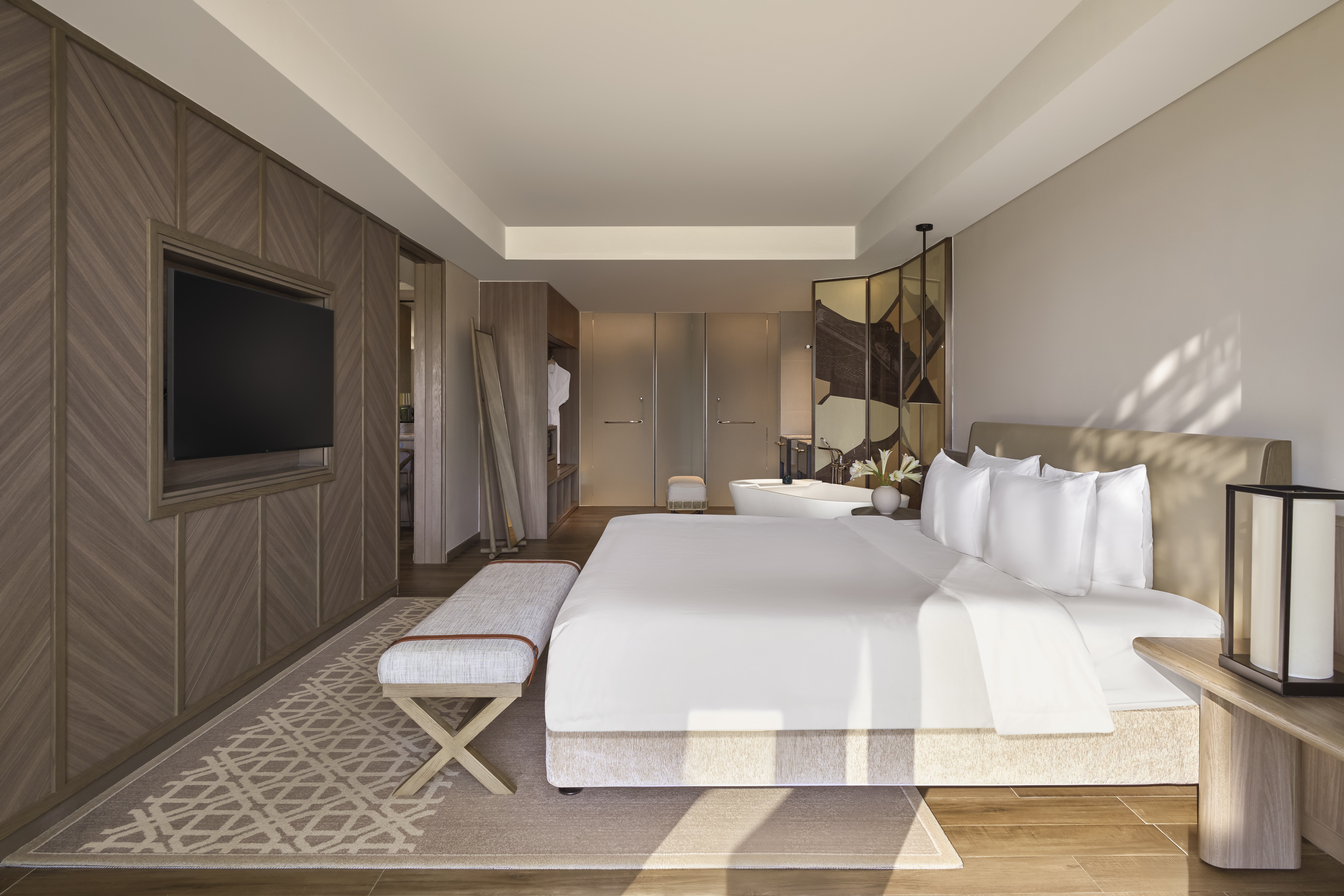 One King Suite River View
