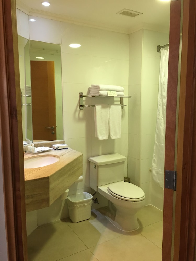 Hotel Diego de Almagro Coyhaique 10/43