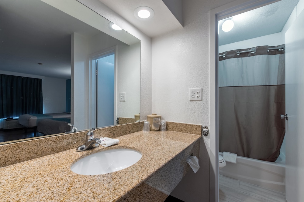 Americas Best Value Inn Hamilton 21/45