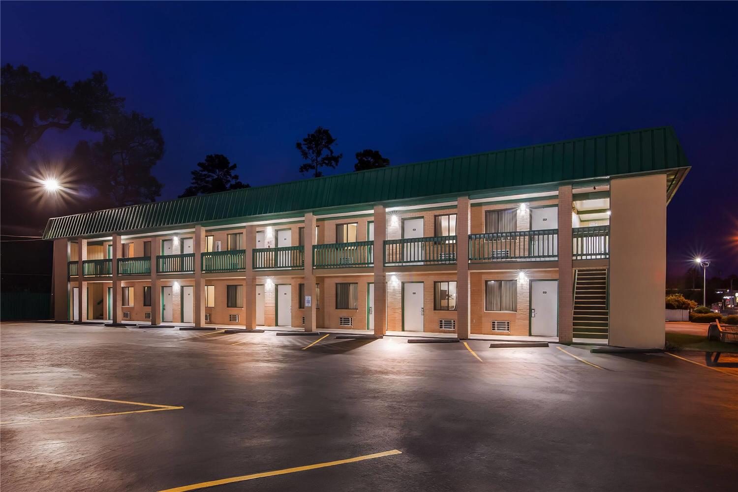 Super 8 by Wyndham Columbia SC / Ft. Jackson 1/14