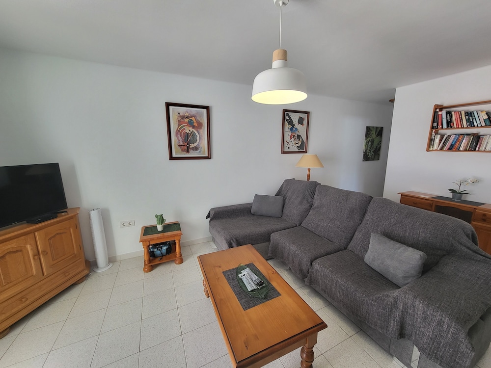 Gueldera Apartments 27/50