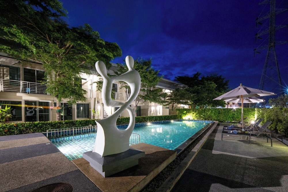 Impress Resort 44/50