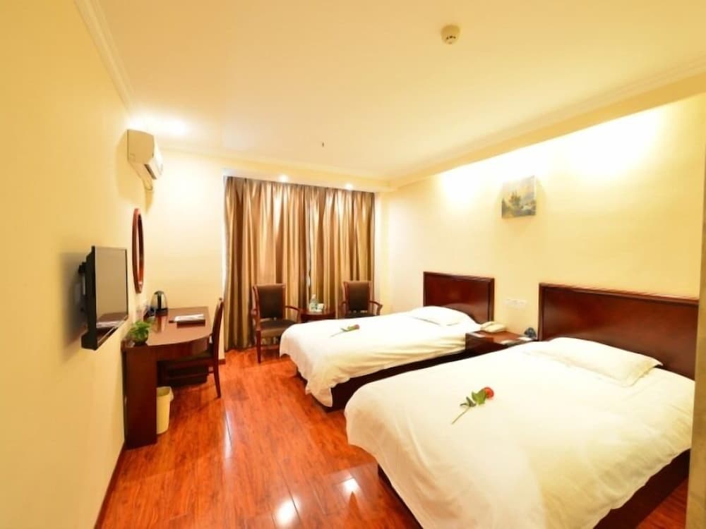 GreenTree Inn WuXi DongTing Leather City Express Hotel 8/21