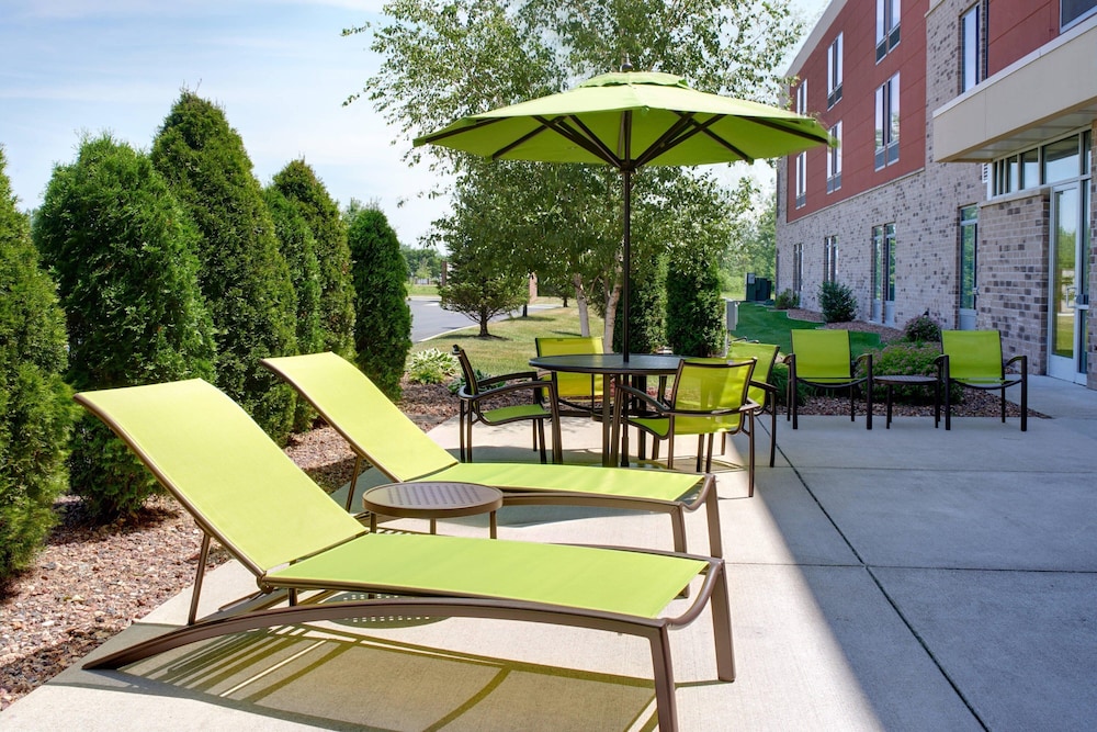 Springhill Suites By Marriott Saginaw 32/34