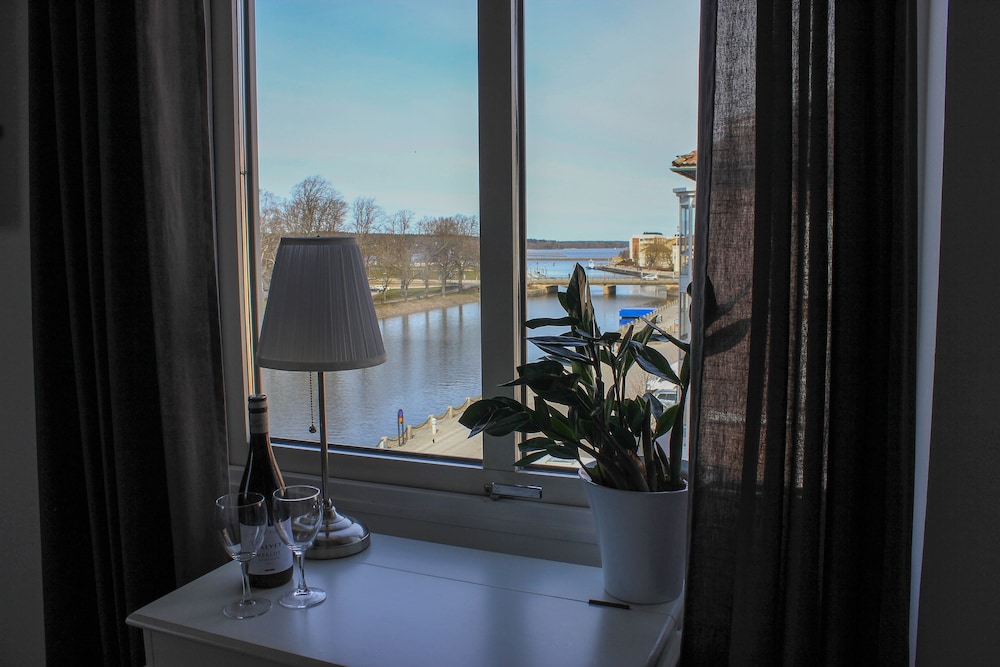 Strand Hotell 17/33