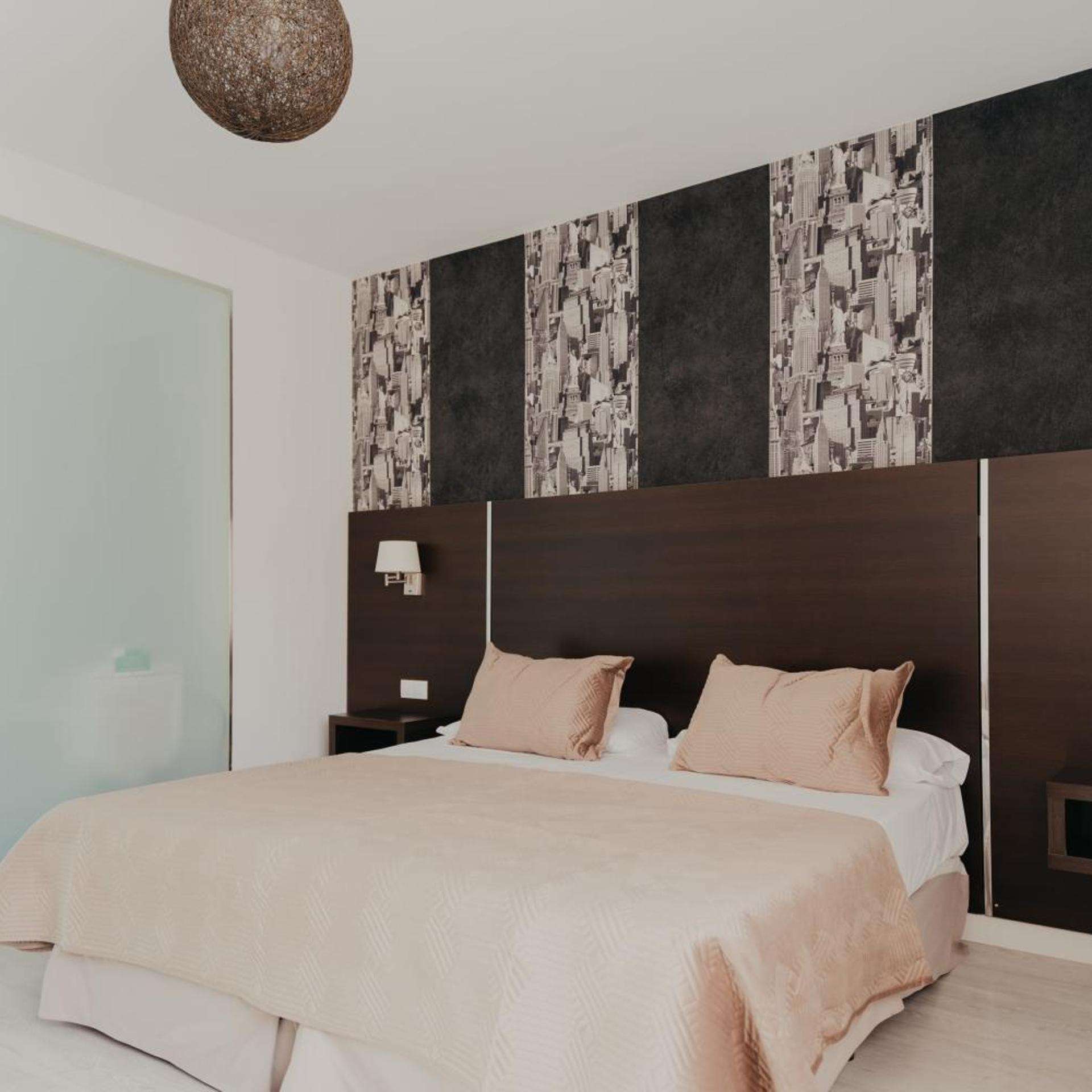 MARE HOTEL 13/53