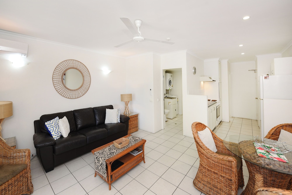 Marlin Waters Beachfront Apartments 78/100