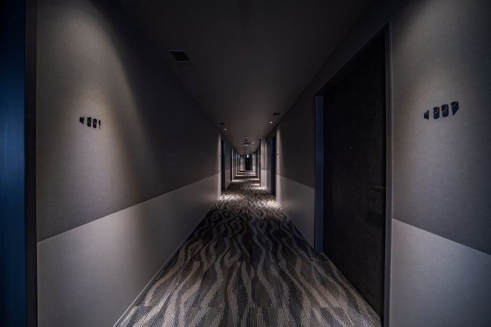 UNO HOTEL 35/58