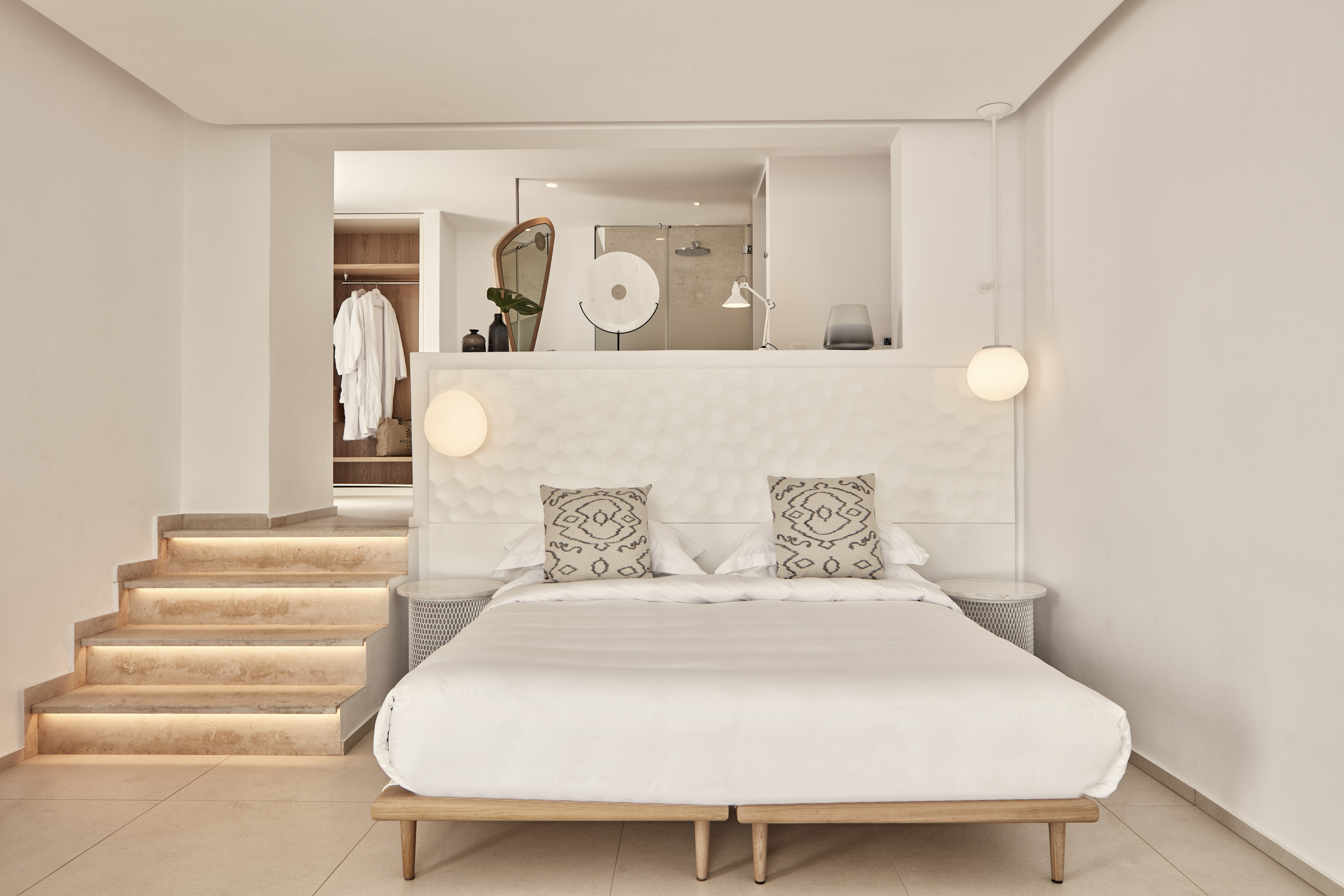 SUNSET, JUNIOR SUITE, SEA VIEW, OUTDOOR JETTED TUB
