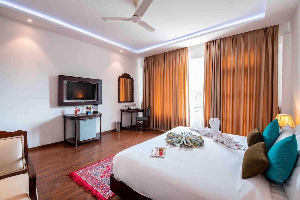The Fern Surya Resort 17/55