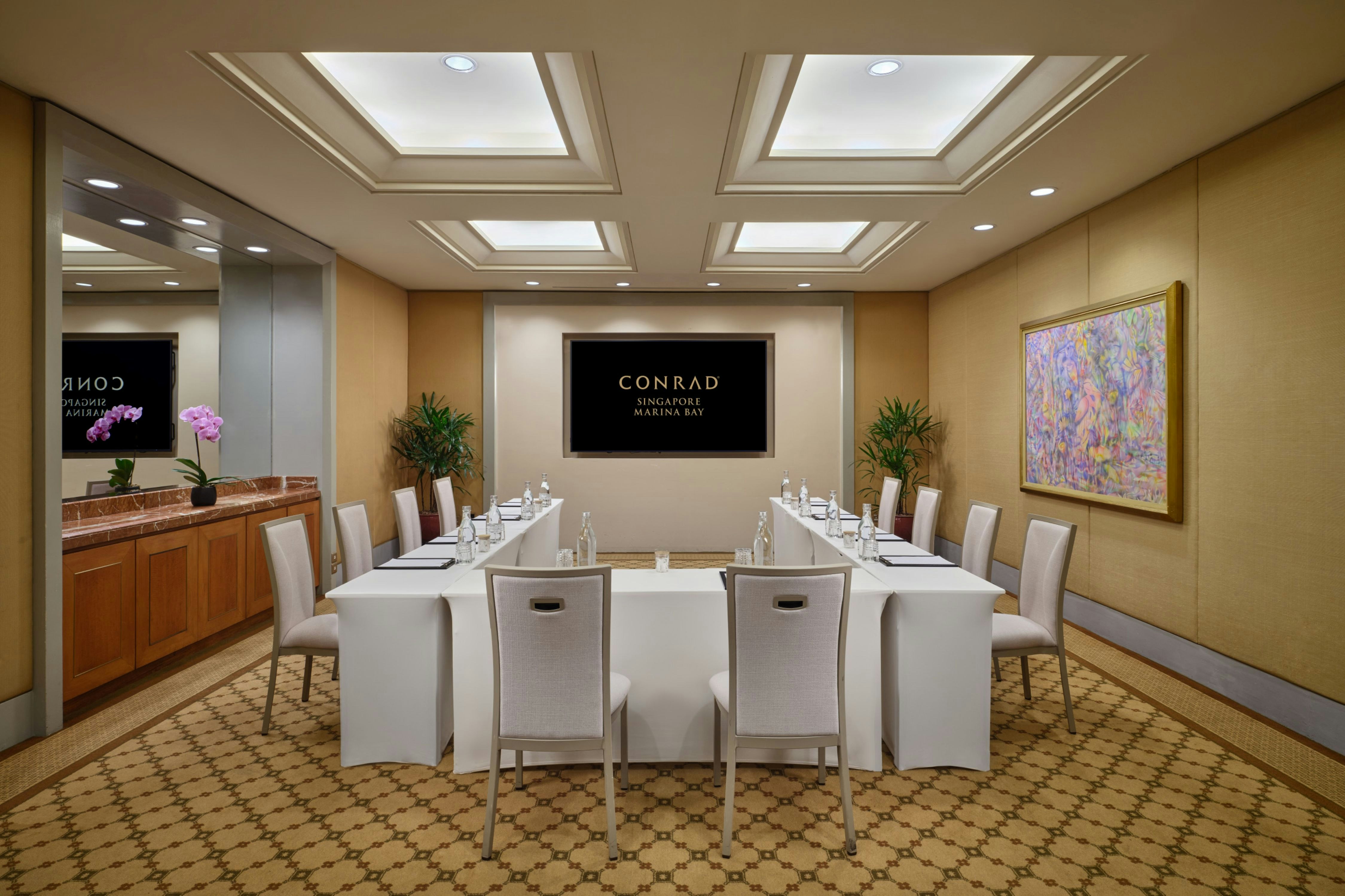 Conrad Singapore Marina Bay 50/65