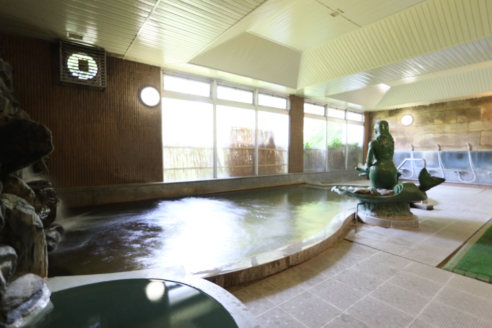 Grand Hotel Aiju 12/20