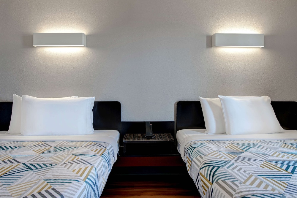 Motel6 Sulphur Springs, TX 36/41