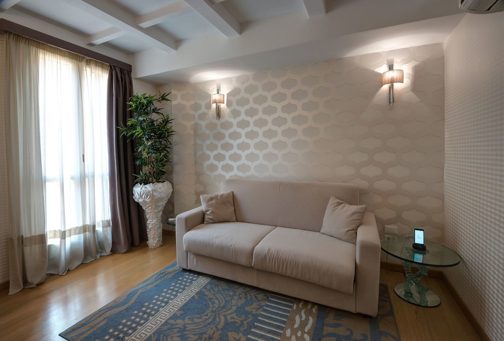 Penthouse Suite Rome 21/34