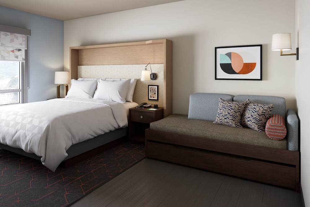 Premium, King Bed, Sofa