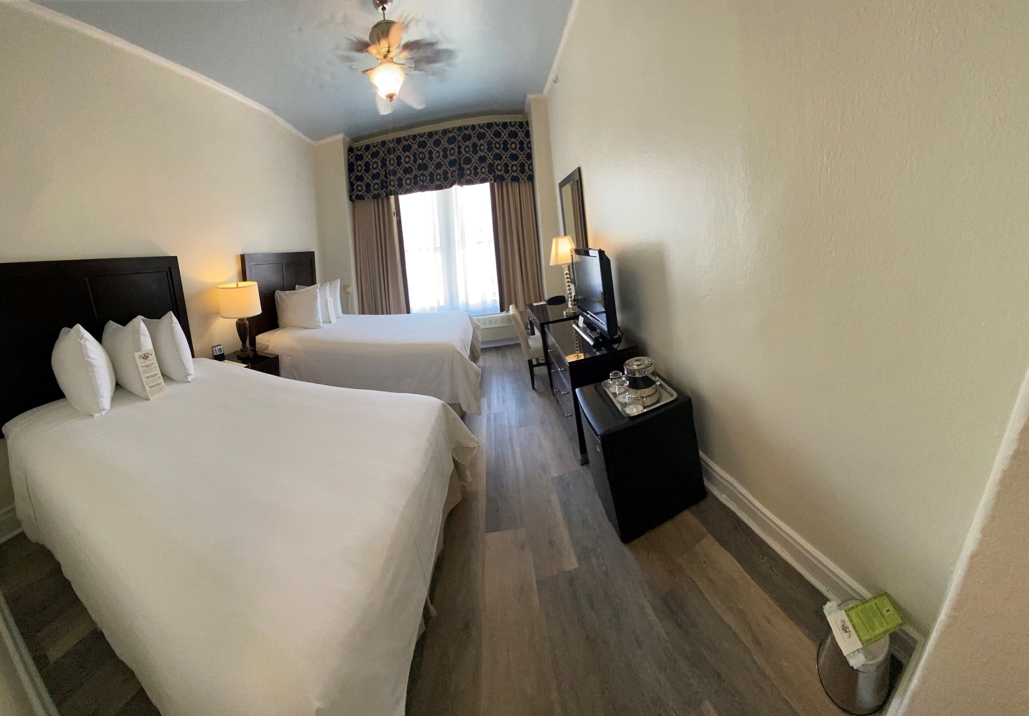 STANDARD, 2 DOUBLE BEDS, NO AIR CONDITION, ACCESSIBLE