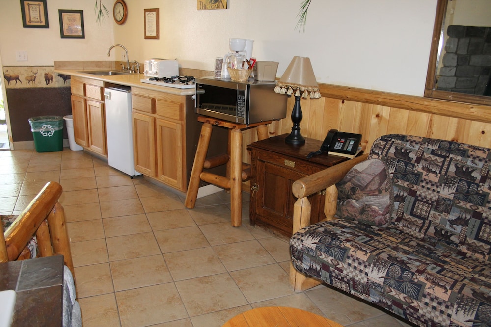 Fireside Lodge 34/50
