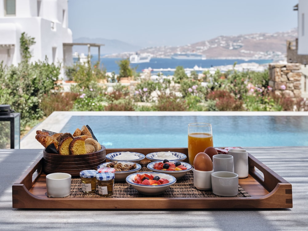Belvedere Hilltop Rooms & Suites - The Leading Hotels of the World 45/59