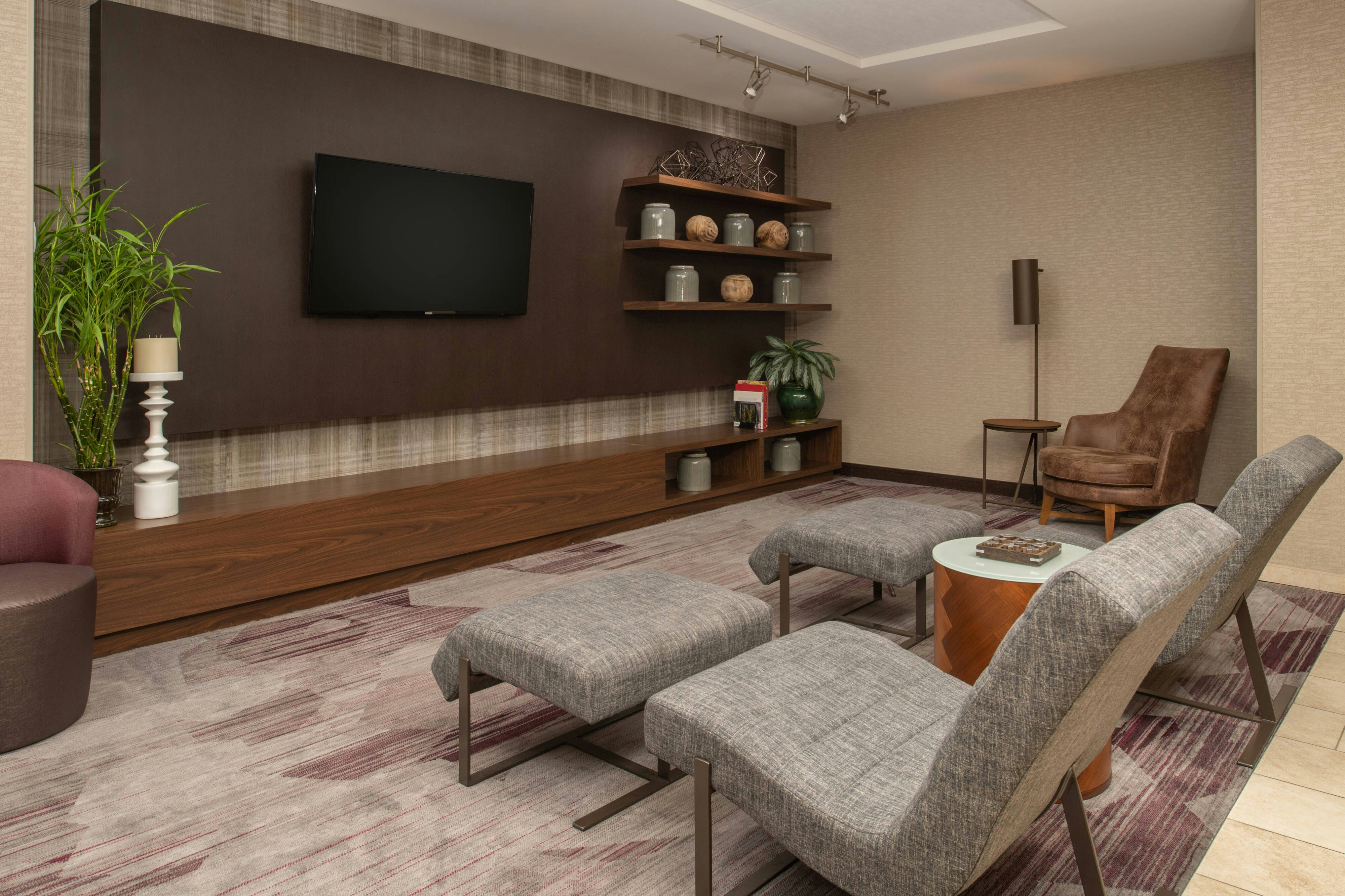Courtyard By Marriott Portland Airport 14/15
