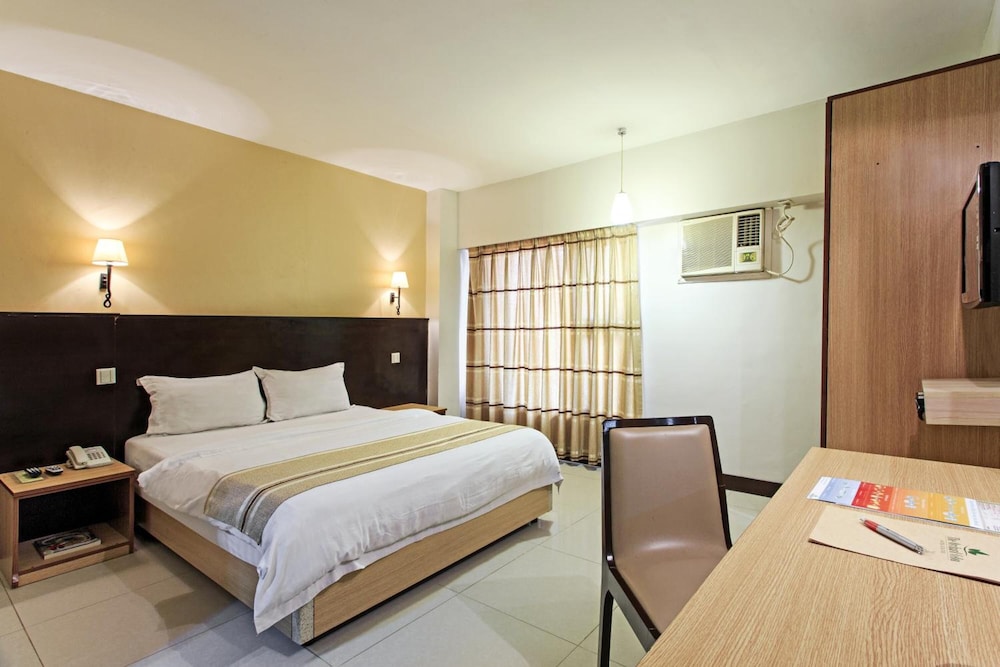 The Orchard Cebu Hotel & Suites 18/54